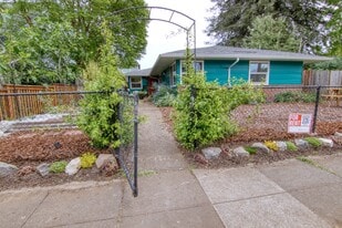 Building Photo - 7420 N Alma Ave