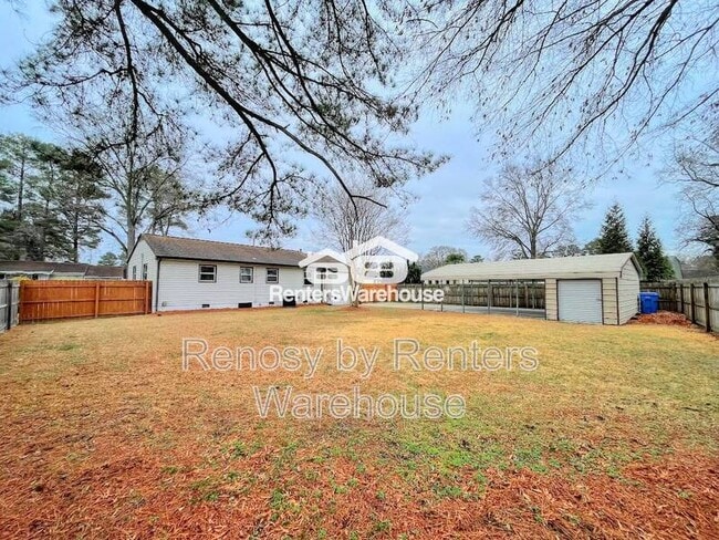 Building Photo - 528 Plantation Dr