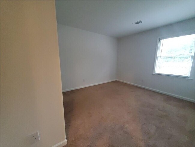 Building Photo - 2533 Hunton Ct