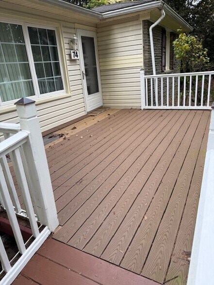 Front Deck - 74 Clearview Dr