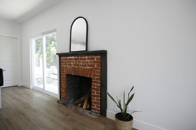 Building Photo - 1313 N Federal Hwy