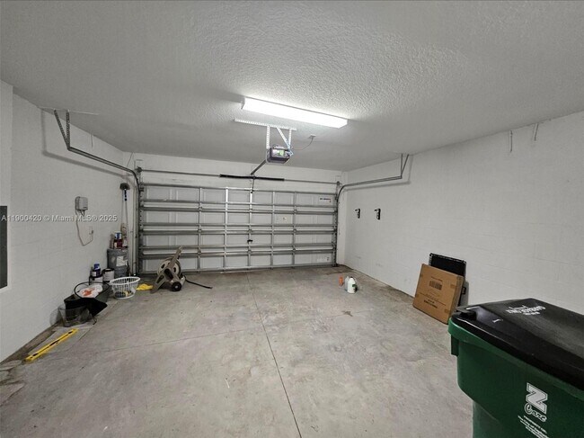 Building Photo - 6346 Back Forty Lp