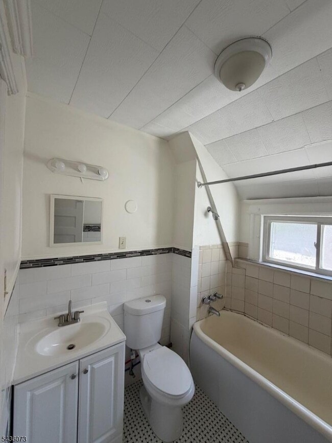 Building Photo - 50 Treacy Ave