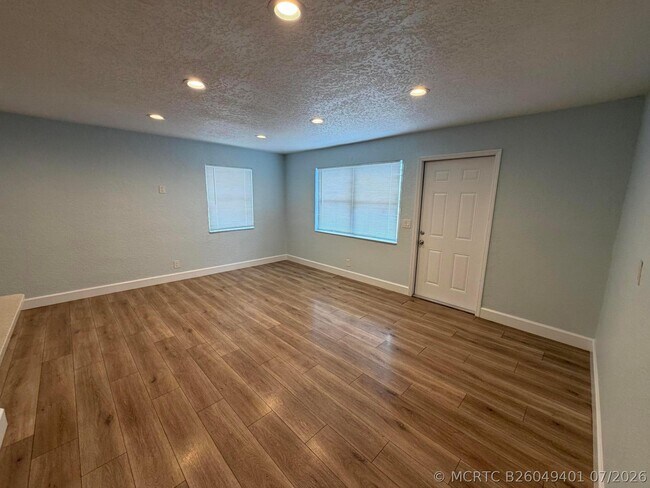 Building Photo - 442 Winters St