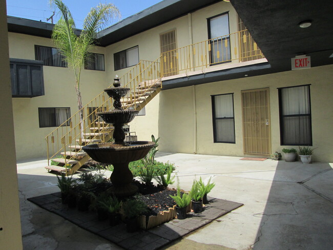 Building Photo - Island Breeze Apartments