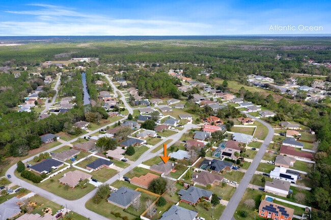 Building Photo - 6 Lemay Pl