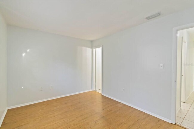 Building Photo - 2216 Flamingo Blvd