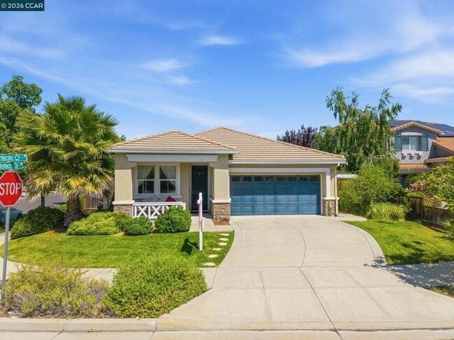 Building Photo - 2271 Montecito Ct