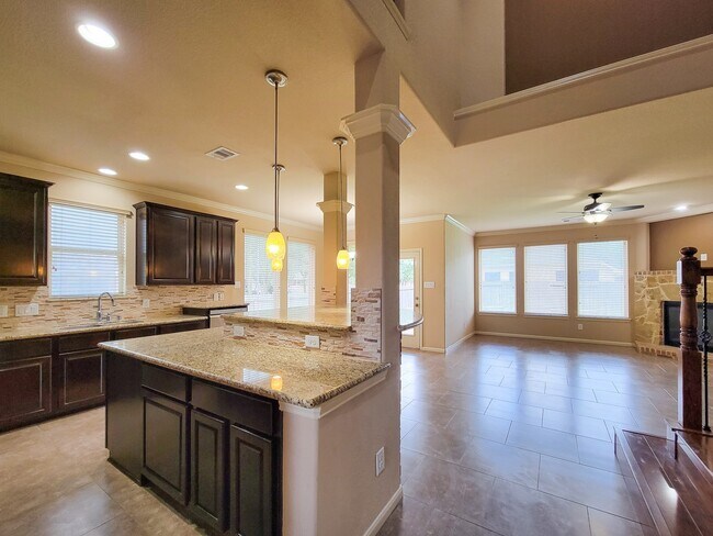 Building Photo - 2814 Bay Springs View