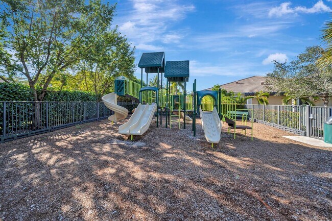 Building Photo - 3824 NW 89th Way