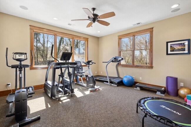 Building Photo - 235 Bishop Cap Cir