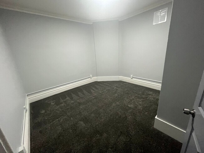 Building Photo - 8100 W National Ave