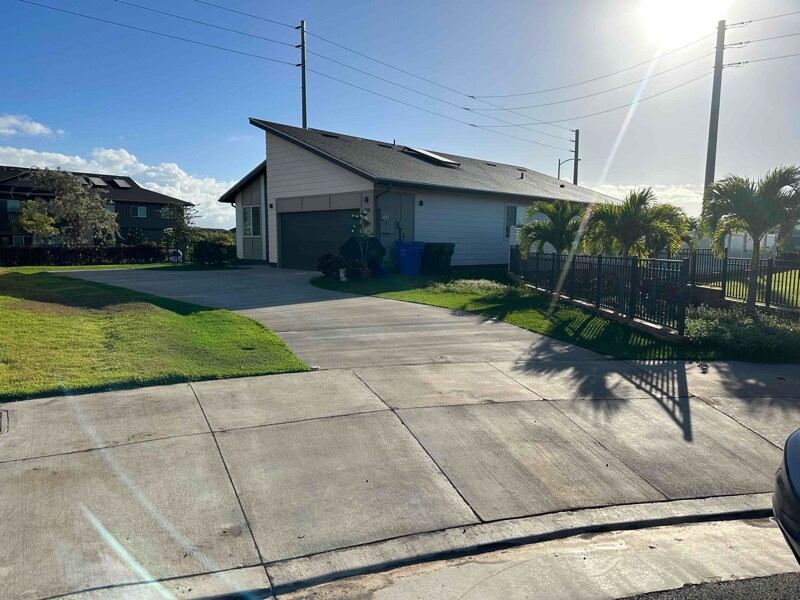 Building Photo - 911246-1246 Likolehua Loop