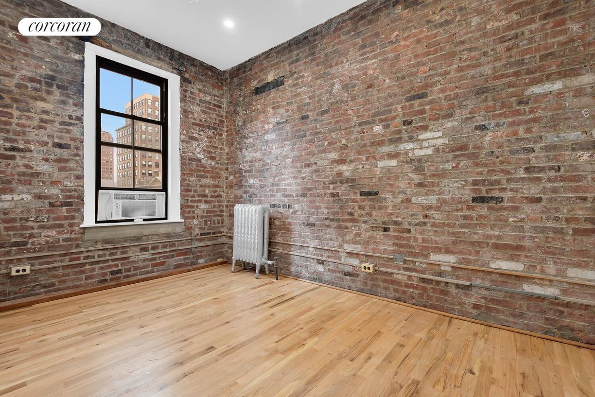 Building Photo - 16 Hudson St