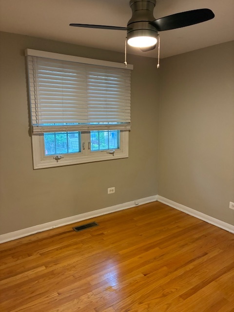 Bedroom 2 - 1708 W Belle Plaine Ave