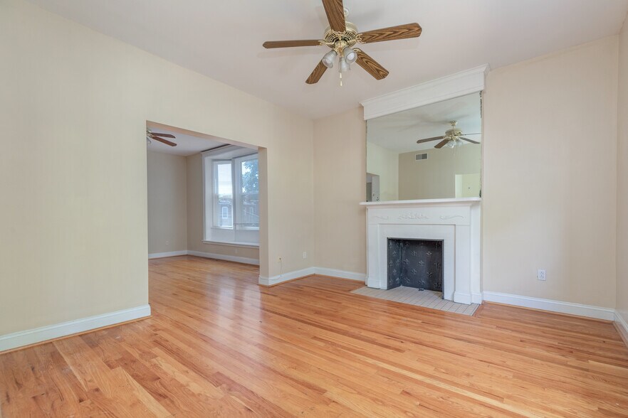 Building Photo - 6010 Washington Blvd