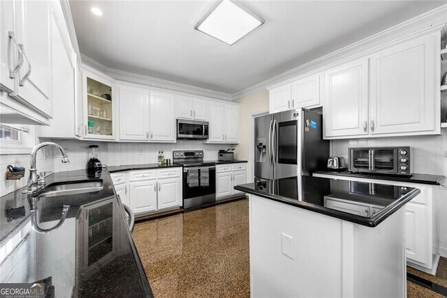 Building Photo - 209 Braemar Ct