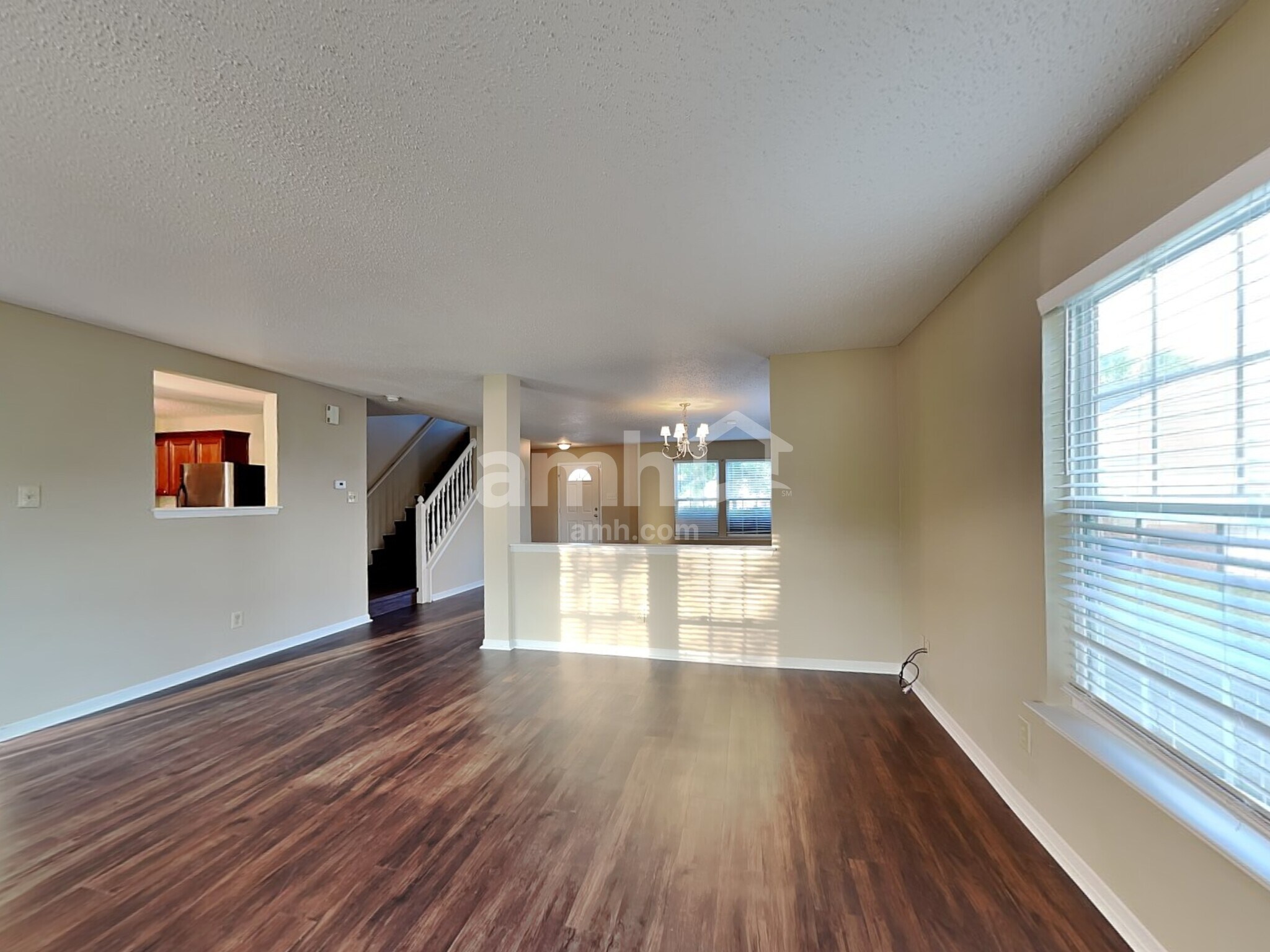 Building Photo - 10621 Inspiration Dr