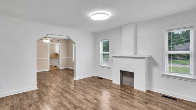 Building Photo - S Joplin Ave Triplex