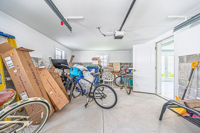 Building Photo - 111 N Belmont Ave