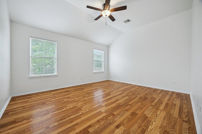 Building Photo - 1314 Rainbow Parke Dr