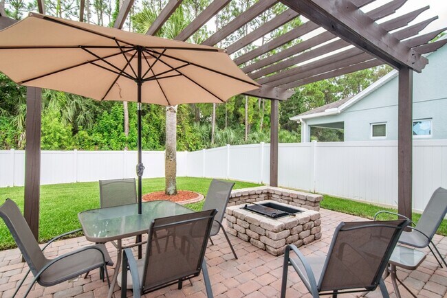 Building Photo - 8114 Champions Forest Way