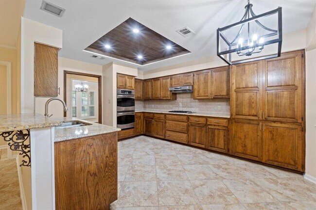 Building Photo - 10305 Caracara Dr