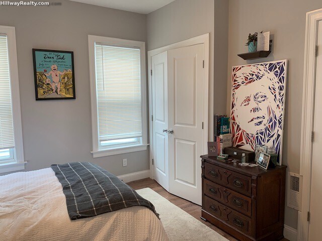 Building Photo - 38 Crescent Ave