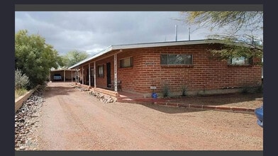 Building Photo - 4752 E Baker St