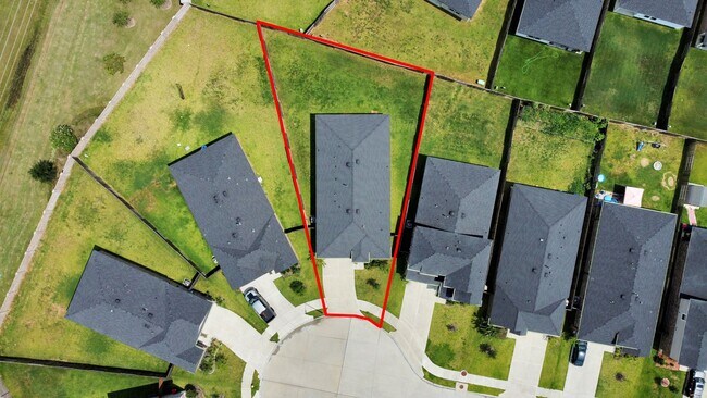 Building Photo - 4911 Pne Hvn Ln