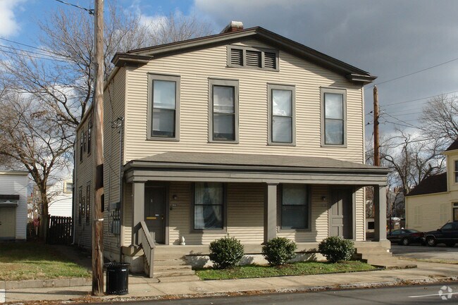 Building Photo - 915 Barret Ave
