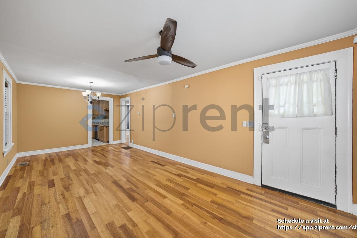 Building Photo - 888 Edgewood Ave NE