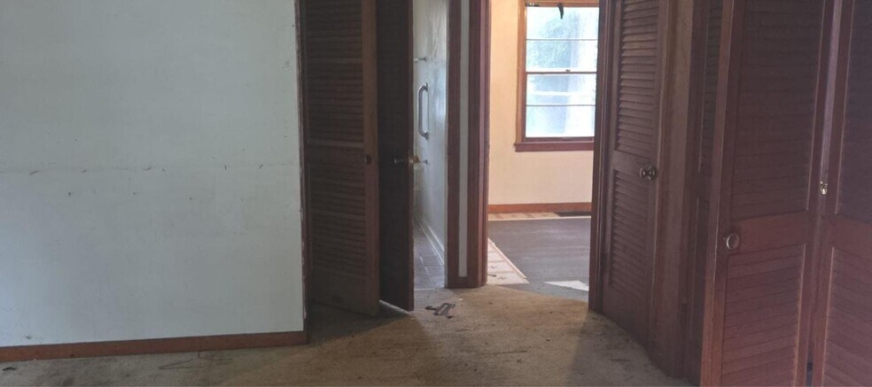 Building Photo - 1034 S Tonti Cir