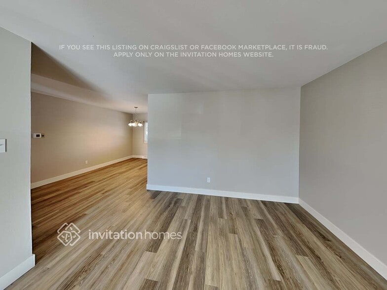 Building Photo - 3076 S Quintero Way