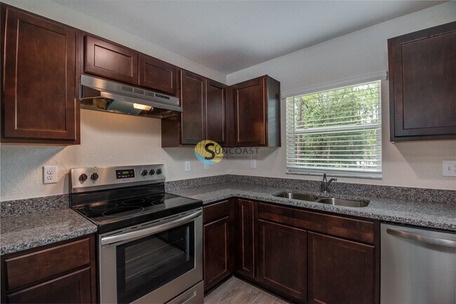 Building Photo - 9121 N Travis Dr