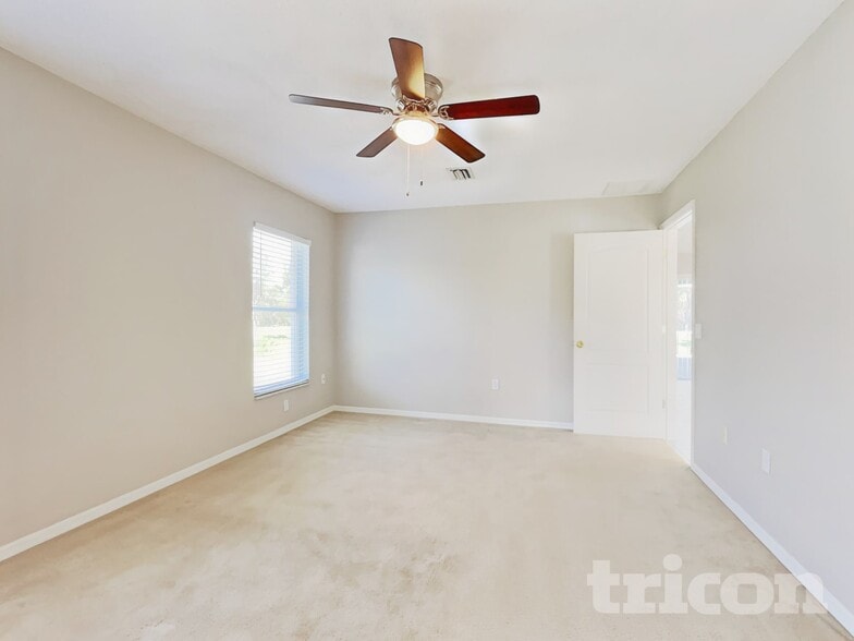 Building Photo - 7419 Valley Ct