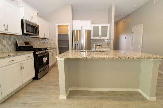 Building Photo - 1229 Night Sky St