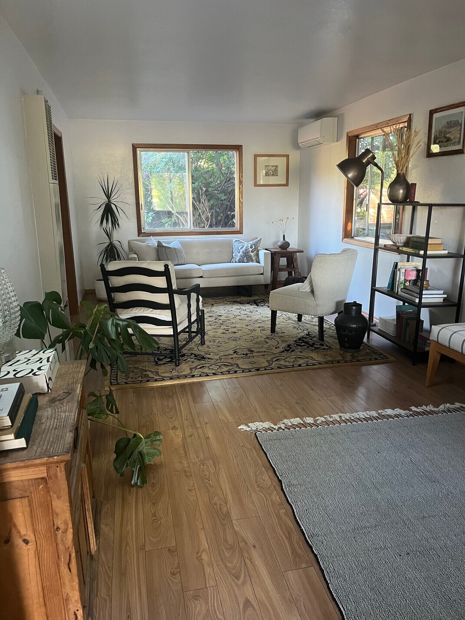 Living Room - 4219 Colver Rd