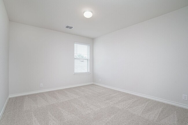 Building Photo - Spacious 4-Bedroom Home for Rent in Alamo ...
