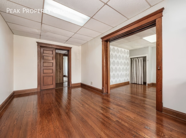 Building Photo - 202 W 8th Ave