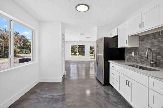 Building Photo - 5327 St Lucie Blvd