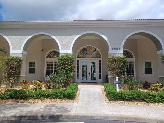 Building Photo - 23540 Walden Center Dr