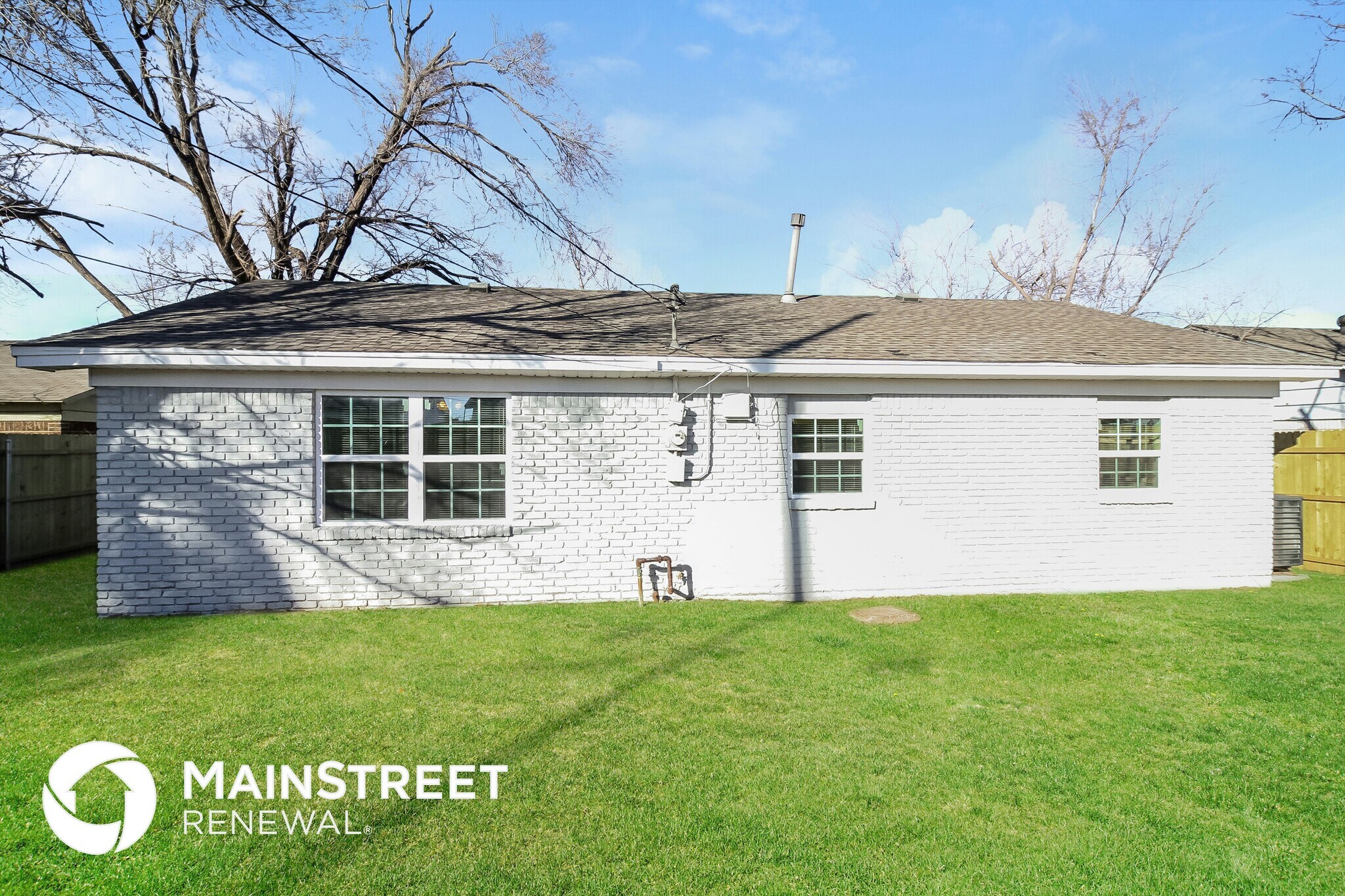 Building Photo - 1404 SW 62nd St