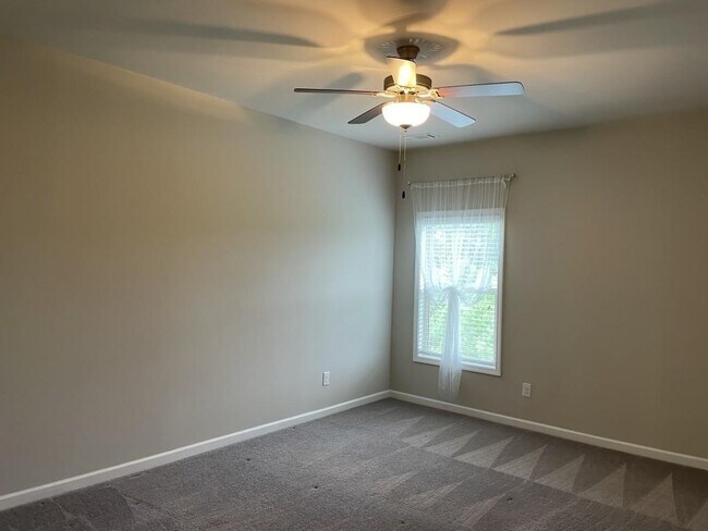Building Photo - 2415 Matlin Way
