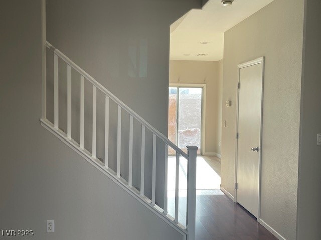 Building Photo - 10453 Masons Creek St