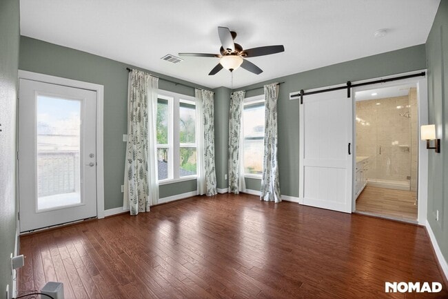 Building Photo - Charming 3BR House in Houston