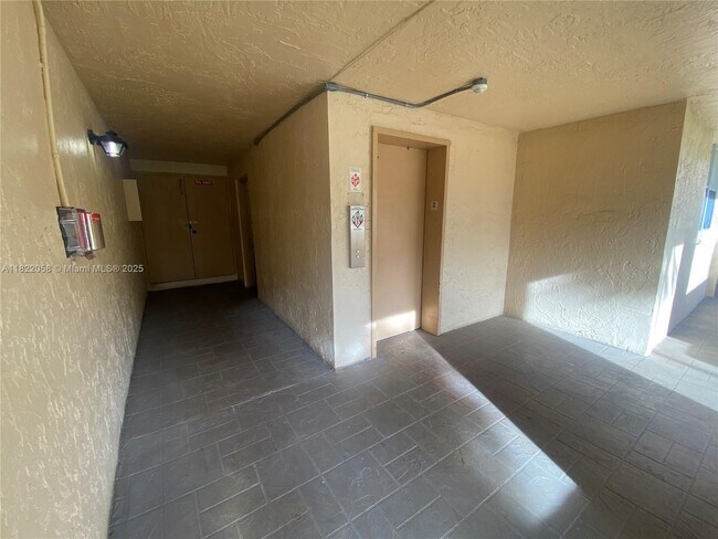Building Photo - 3801 Environ Blvd