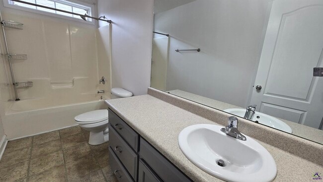 Building Photo - 124 Mary Jay Dr