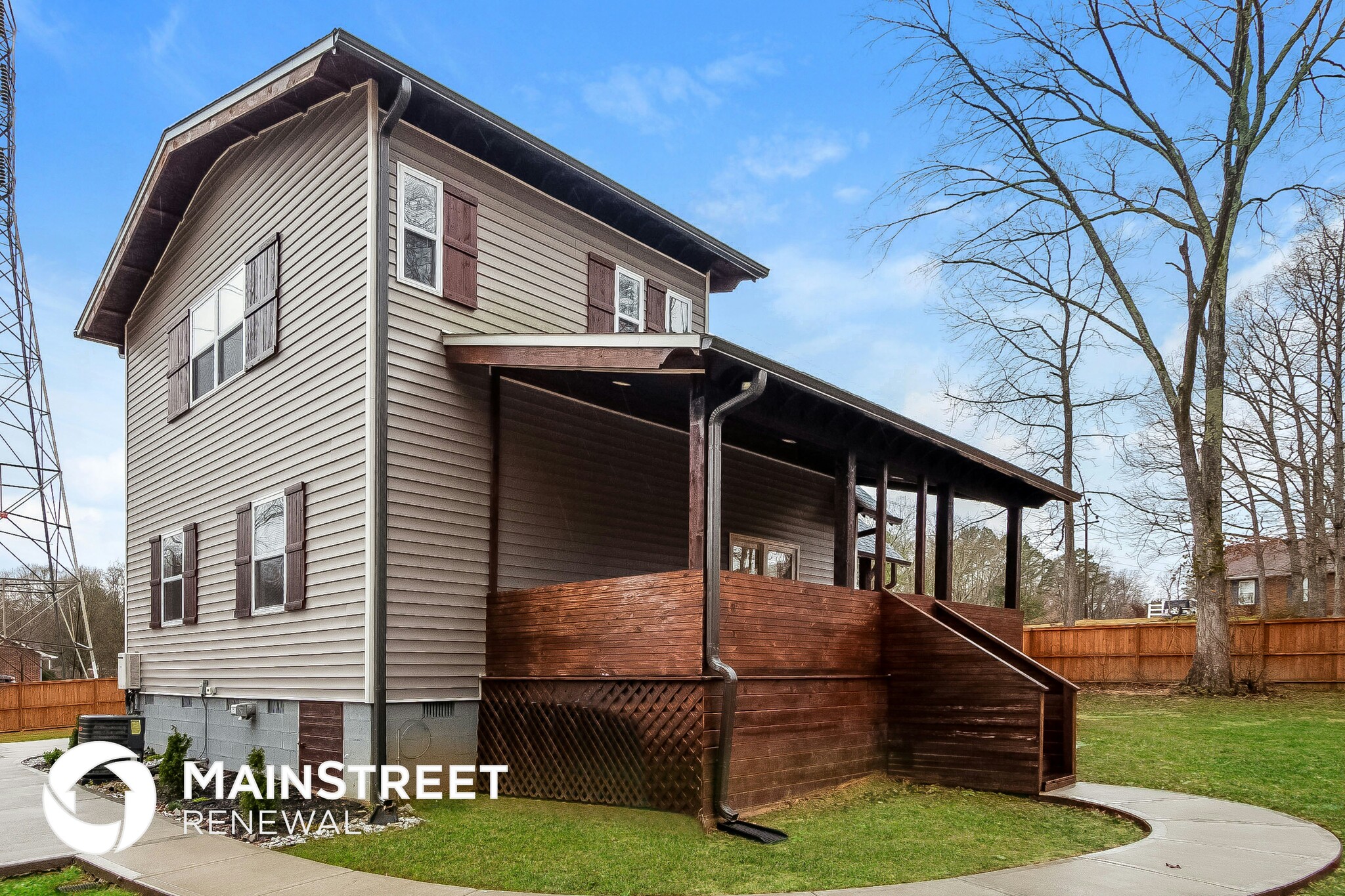 Building Photo - 8135 Westbourne Dr