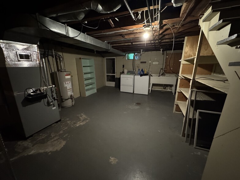 Basement - 825 Saint Joseph St